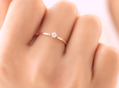 wedding ring for her